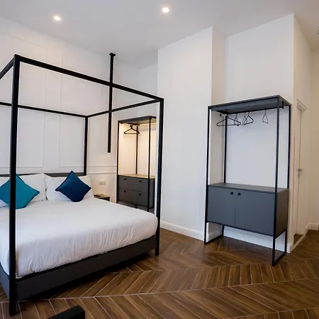 Palazzo Dei Conti Bed & Breakfast 3*