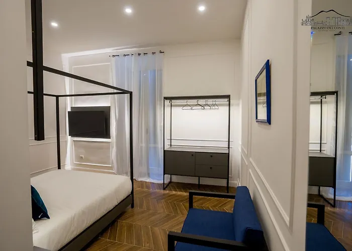 Palazzo Dei Conti Neapel